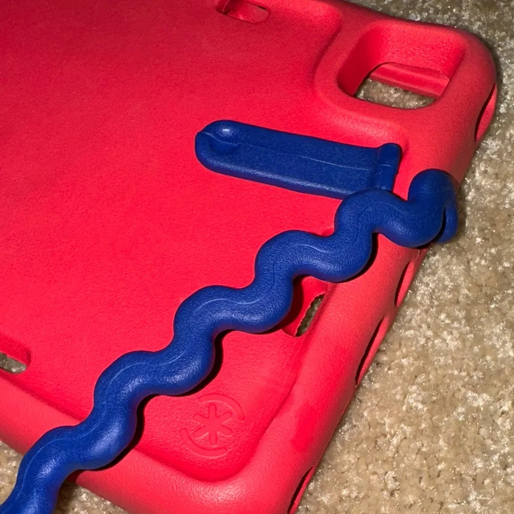Speck Vibrant Pink and Blue Tablet Case